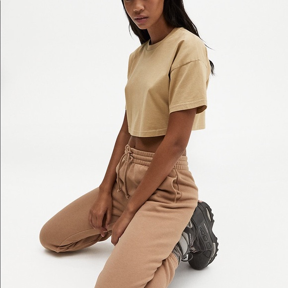 LIKE NEW Tna | Laid Back Tee in Tie Dye Beige Grey - Picture 8 of 16